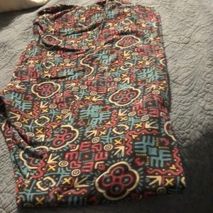 LulaRoe tall and curvy leggings